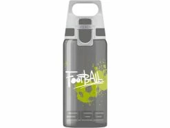 Schlussverkauf 😍 Sigg Viva One Kindertrinkflasche "Football Tag" in grau ✨
